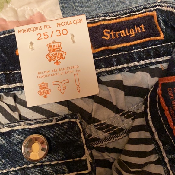 Rock Revival PECOLA 🪬🧿🔮straight leg size 25🌀FULL BLING♨️ - Picture 5 of 8